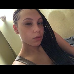 Meet your Posher, Tiffany